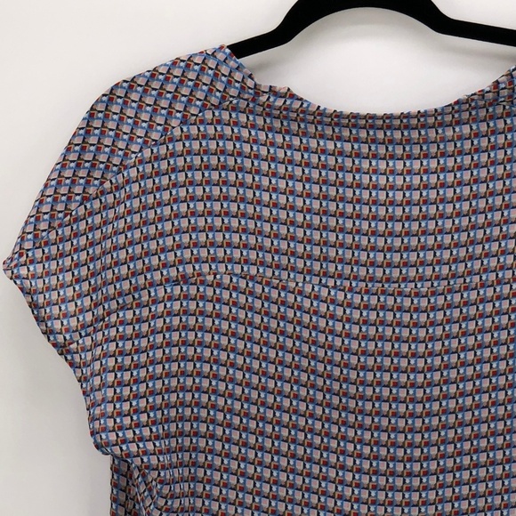 Violet + Claire Pink Blue Geometric Top M - Picture 4 of 7